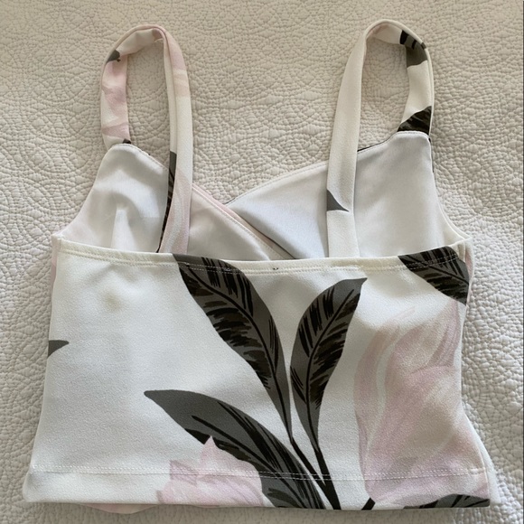 Matching Floral Set - Picture 3 of 7